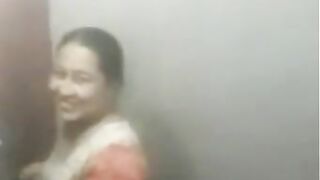 Bangladeshi Boudi Hot IMO Sex Live Video