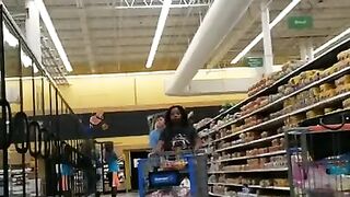 Wal-Mart Creep Shots big tits tight ass ebony slut candid