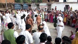 Women of all ages behold nude monks - India's CFNM culture