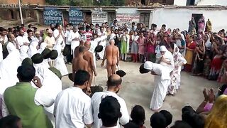 Women of all ages behold nude monks - India's CFNM culture