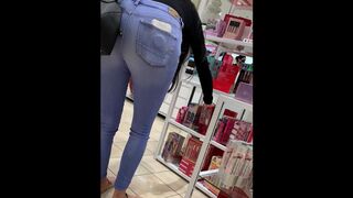 Cute Milf Perfume Shopping Nice Ass Bending Over