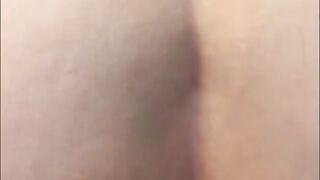 milf masturbating