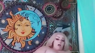 Hot BBW Twerks n Plays with her Pussy on Cam