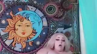 Hot BBW Twerks n Plays with her Pussy on Cam