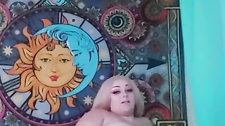 Hot BBW Twerks n Plays with her Pussy on Cam