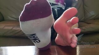 Mistress makes Foot Slave JOI & Cum Countdown