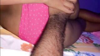 වැස්සට මෝල් උන අක්කට මල්ලි හුකයි