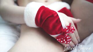 Dream of getting a Dick for Christmas - Laurel Jeune