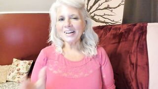 Curvy MILF Rosie: What Is A Mommy Fetish? It's Not that Taboo