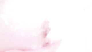 Bubble-covered Nipple Masturbation【angle from the Side】