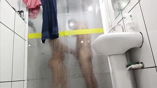 Fucking the Hot new Girl Hard in the Bath.