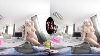 VRLatina - Curvy Blonde Latina Goddess Blonde Fesser Fucking