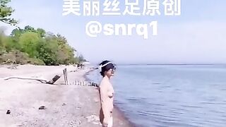 漂亮的白旗袍