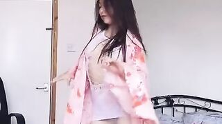 Asian Girls Sexy Dance at Home Kimono Chinese Japanese Korean