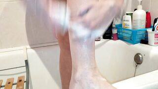 Shaves legs and pussy Masturbation in the shower Beautiful ass Fitonny rubbing the clit