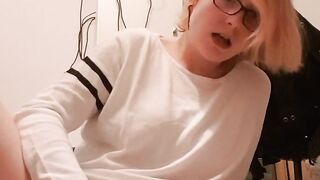 teen girl squirting for the first time