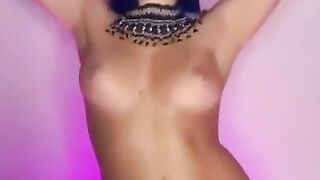 Show off body (tik tok) nudes