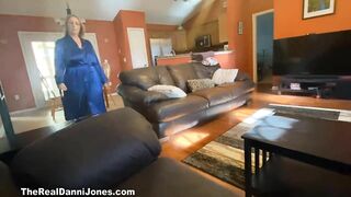 Horny Milf Danni Jones Seducing Her Neighbor - OnlyFans: Danni2427 - Mature Cougar Cheating