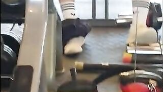 Public Gym HARD Cum and Moaning !