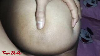 Clear voice Tannu bhabhi taang utha kar khub maje lekar chudi