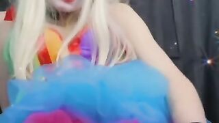 Clown Girl Cums on Big Dildo