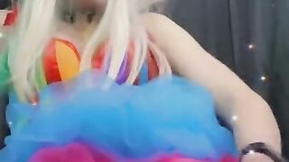 Clown Girl Cums on Big Dildo