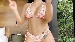 Latina Big Ass Shake in Tiktok @steffymoreno551