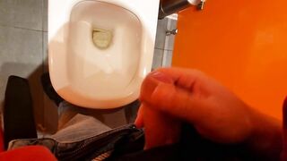 Guy CUMS in PUBLIC bathroom THERE ARE OTHER PEOPLE!