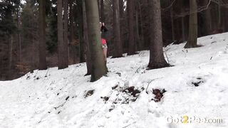 Sexy Brunette Enjoys Powerful Pee On Snow