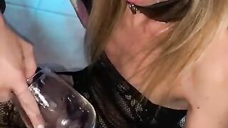 amateur ita wife squirting blowjob and cum in glass swallow