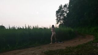 Made my wife masturbate next to the road