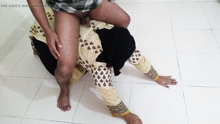 Desi bahu ki moti gand sasur ne chod de - Hindi Audio