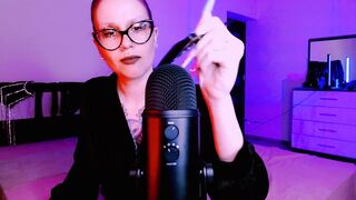 hot Mistress make asmr with her claws