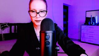 hot Mistress make asmr with her claws