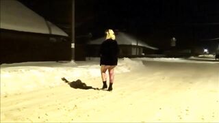 Cheeky Cat walks New Years Eve without panties