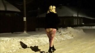 Cheeky Cat walks New Years Eve without panties