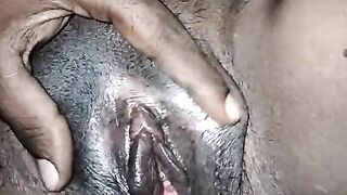 38 years old my step sister in low came my room at night.i filmed her,s nice black pussy.i love that pussy.have a big clit.