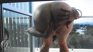 Anal exhibicionist fucks herself on the balcony for all to see