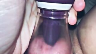 First time trying out my new clit licking pussy pump