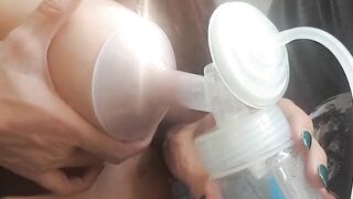 Pumping breastmilk from big milky titties