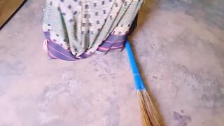 Indian Aunty boom with broom