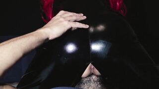 Redheaded girl in latex licked to orgasm - 4k video