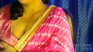 Sexy Bhabhi Stroking Her Boobs