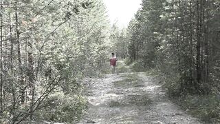 BBW MILF shakes her big saggy tits in the old park.